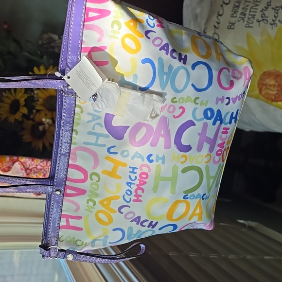 Coach NWT GRAFFITI tote - Picture 3 of 15